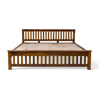 Bd fanti wooden cot (1-8m)