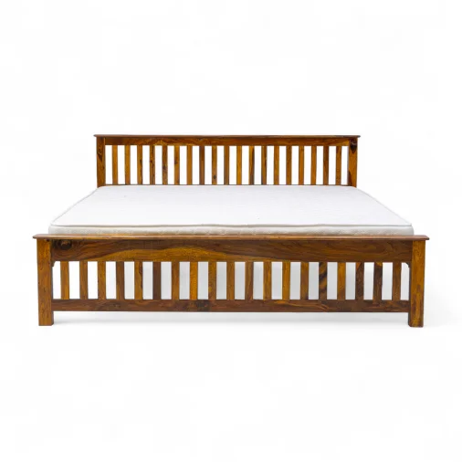 Bd fanti wooden cot (1-8m)