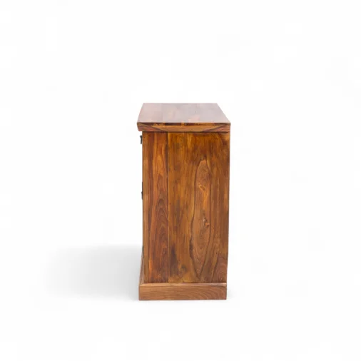 K.w - side board diamond