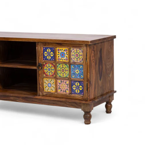 K.w - side board diamond